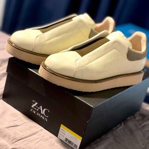 Sneakers like new. Used them 1 time.